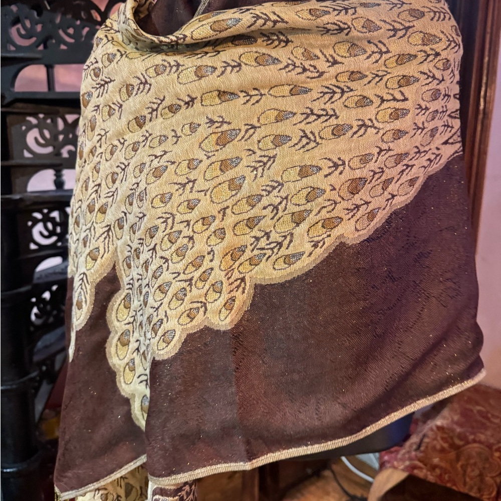COPY - Vintage style peacock pashmina shawl